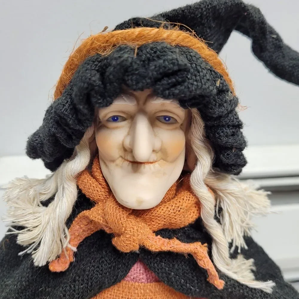 VINTAGE Halloween decoration‎ bundle wood sign witches